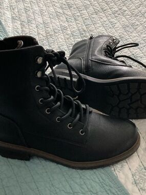 b.o.c. Black Lace-Up Ankle Boots with Brown Trim